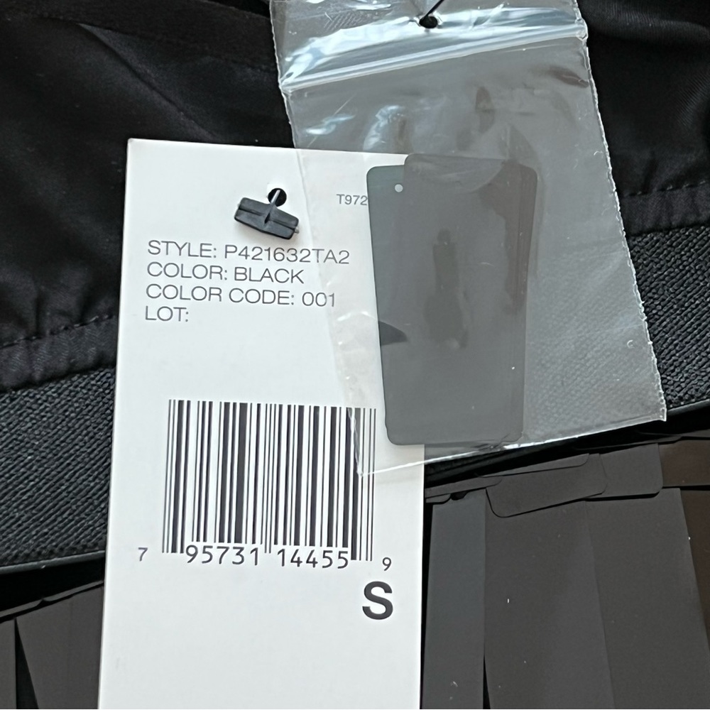 DKNY Black Rectangular Paillette Embellished Stretch Mini Skirt—NWT - Picture 13 of 14